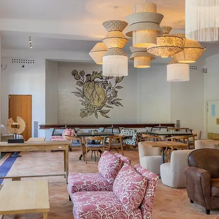 Отель Hoposa Cultural Boutique 4*